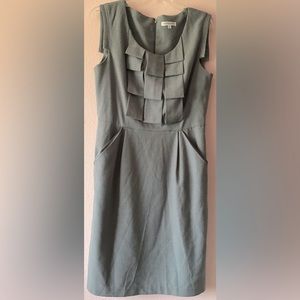 ❣️Sandra Darren gray sleeveless midi dress size 12
